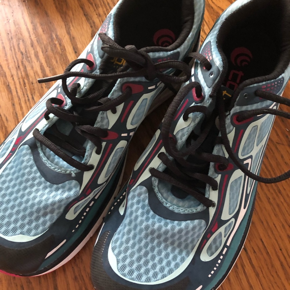 TOPO Tennis Shoes